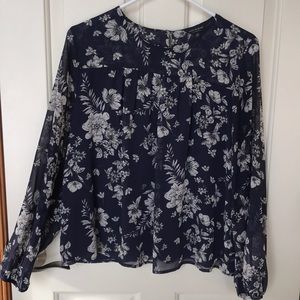 Lucky Brand floral blouse. Size large.